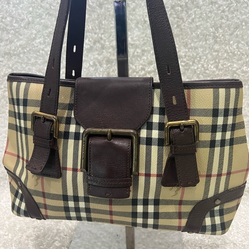 BURBERRY Vintage Buckle Haymarket Handle Bag.